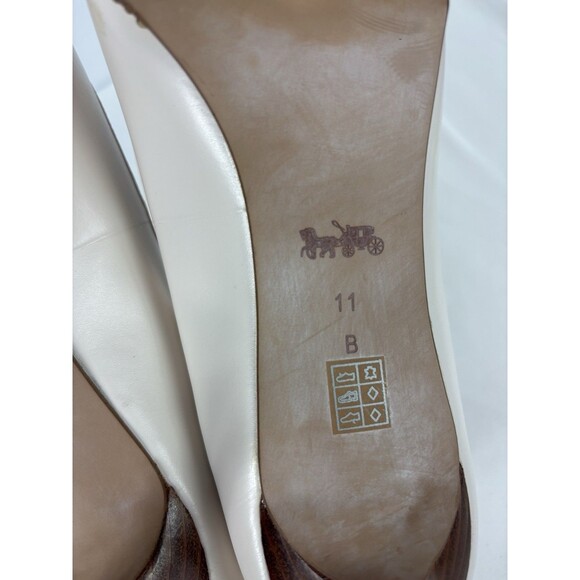 Coach Vonna Heels Cream Chalk 11 Studded Beadchain Pointy Toe Semi Matte Calf - Picture 9 of 16